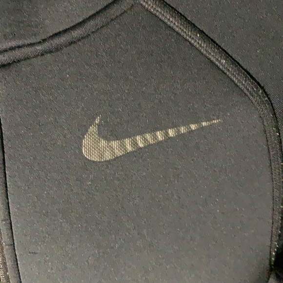 Nike Waterproof Jacket. - Picture 7 of 10